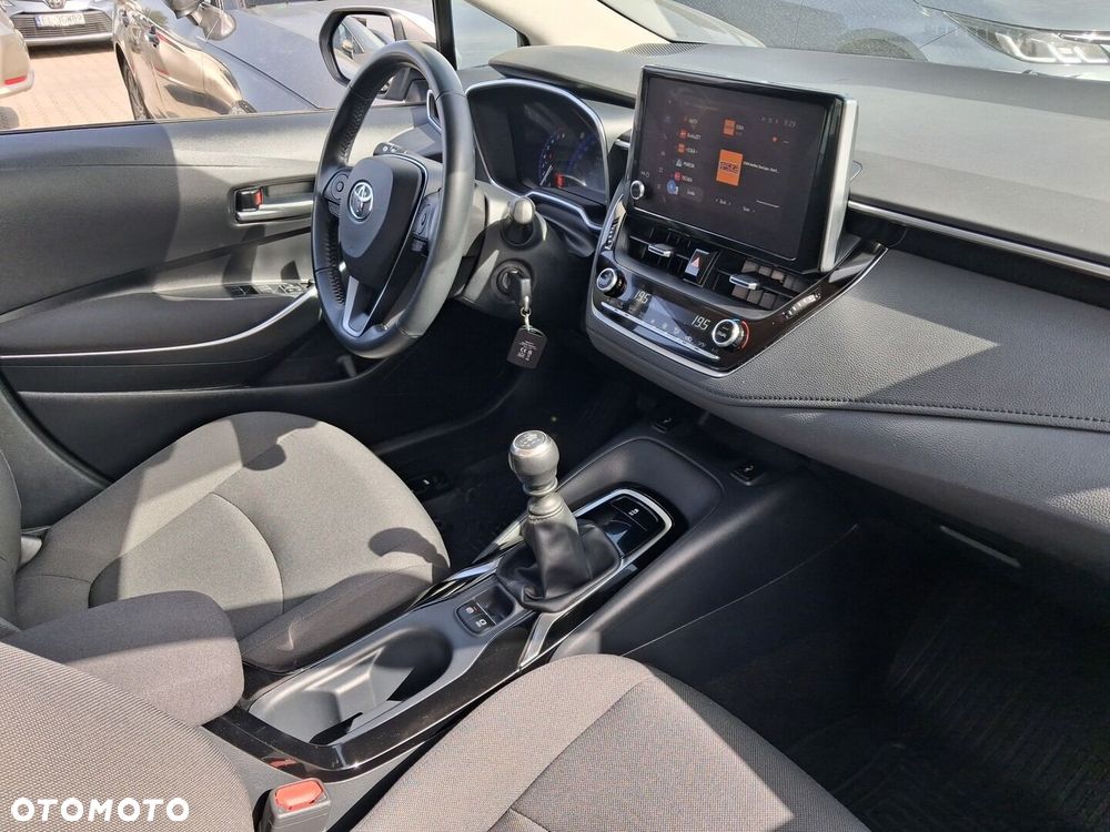 Toyota Corolla - 8