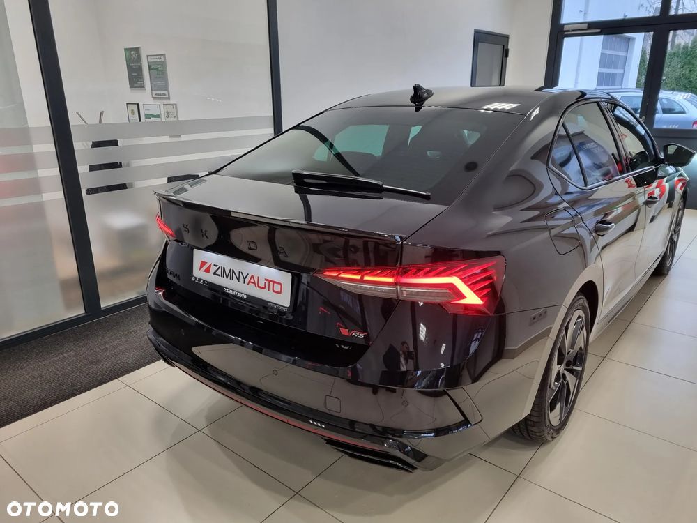 Skoda Octavia 2.0 TSI RS DSG - 11