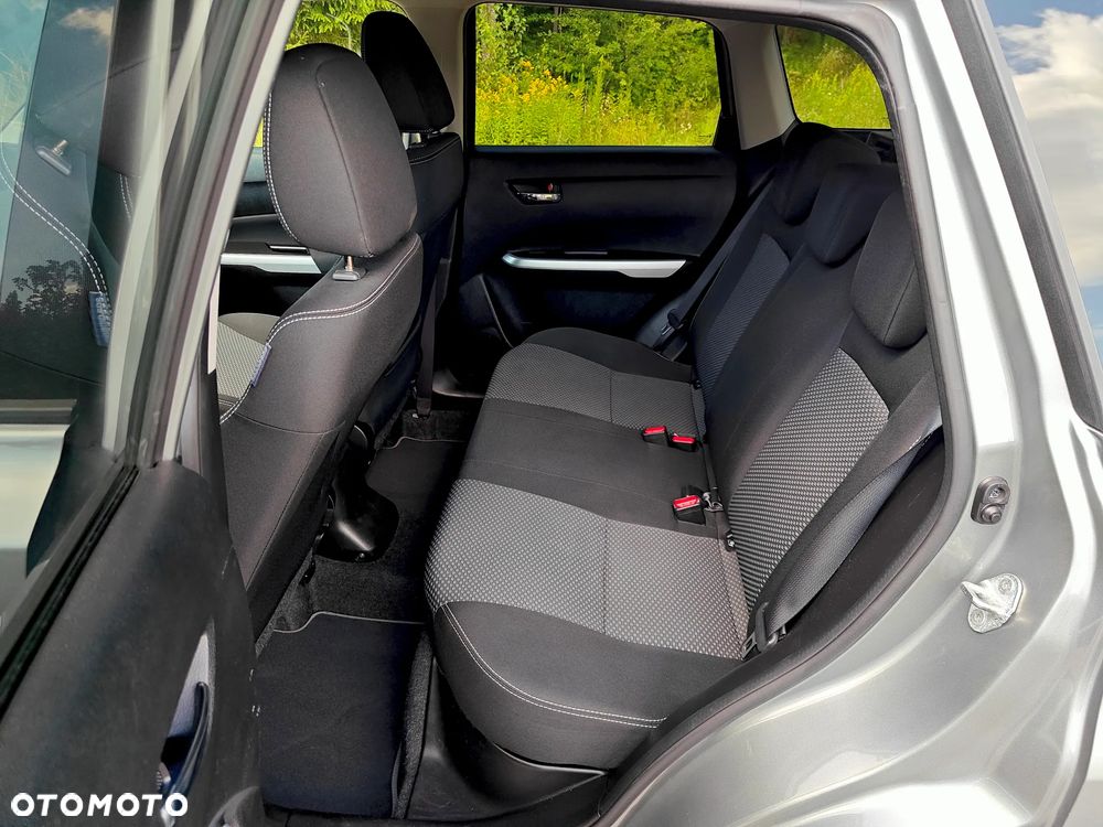 Suzuki Vitara - 25