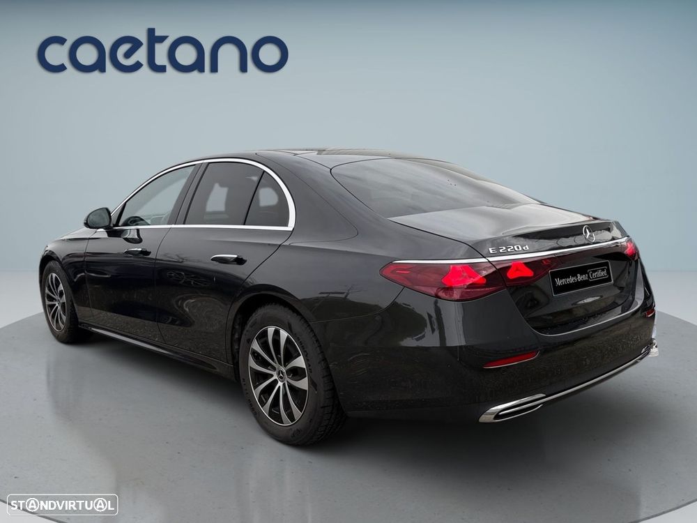 Mercedes-Benz E 220 d - 5
