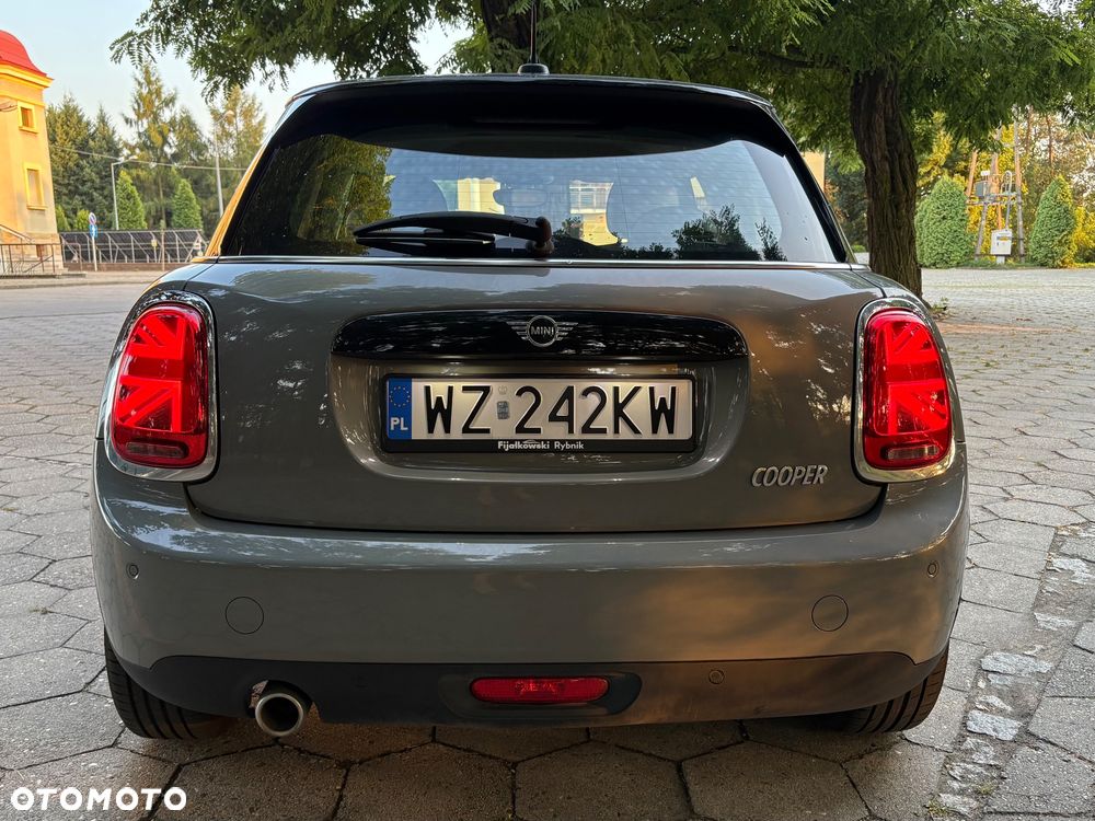 MINI Cooper Standard - 9
