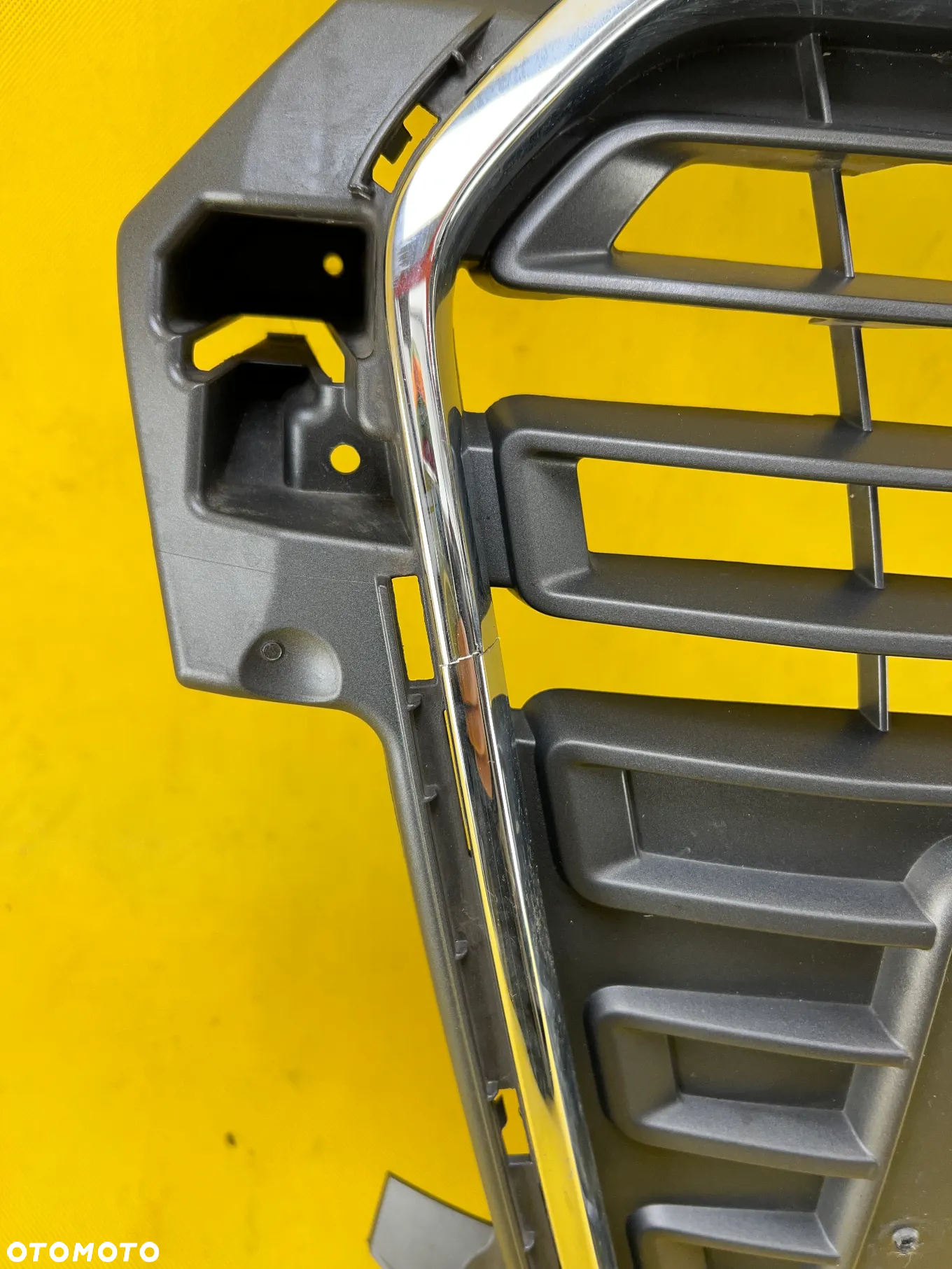 GRILL ATRAPA AUDI A1 8X0853651 ORYGINAŁ - 7