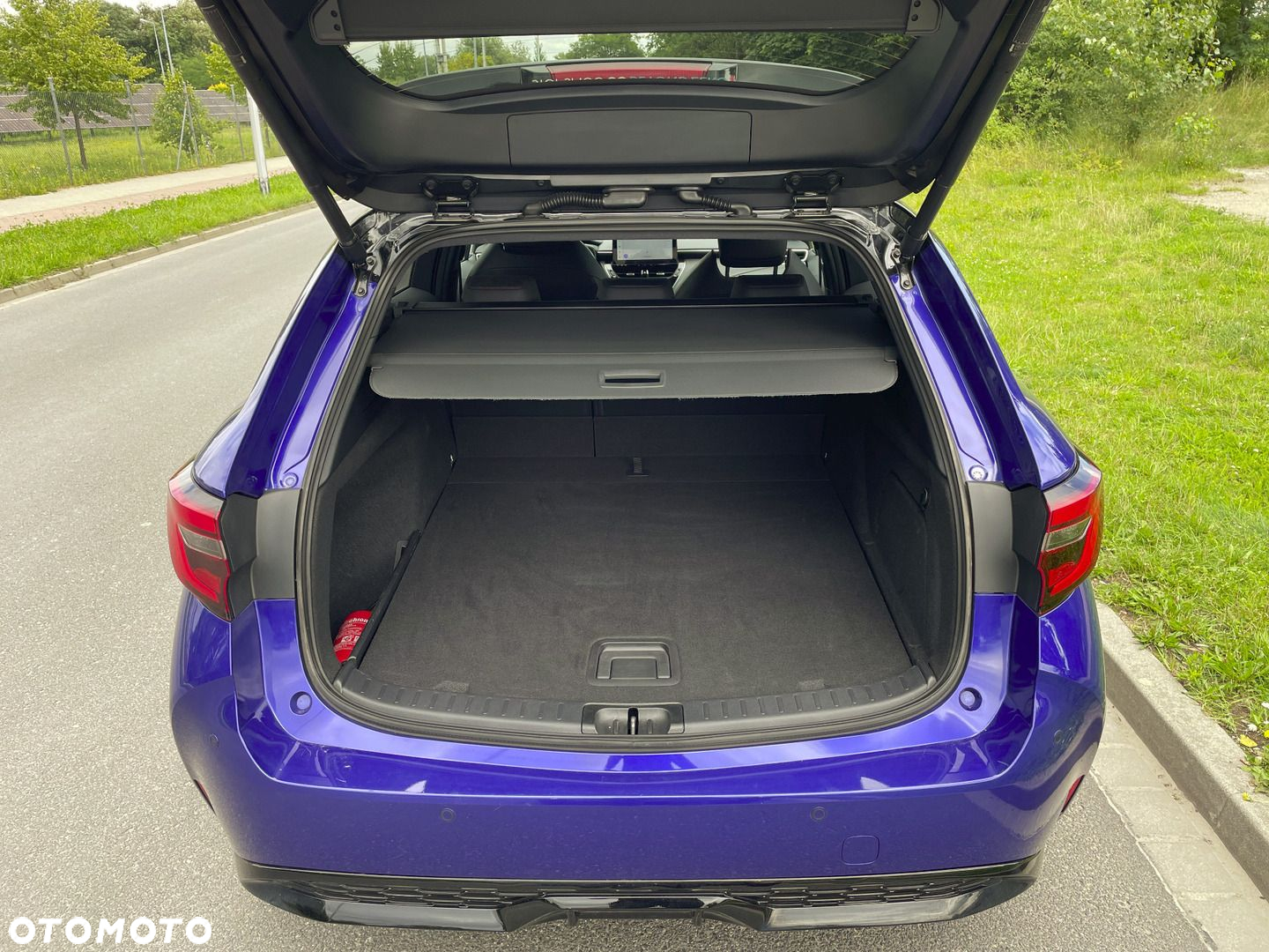 Toyota Corolla 2.0 Hybrid GR Sport Dynamic - 11