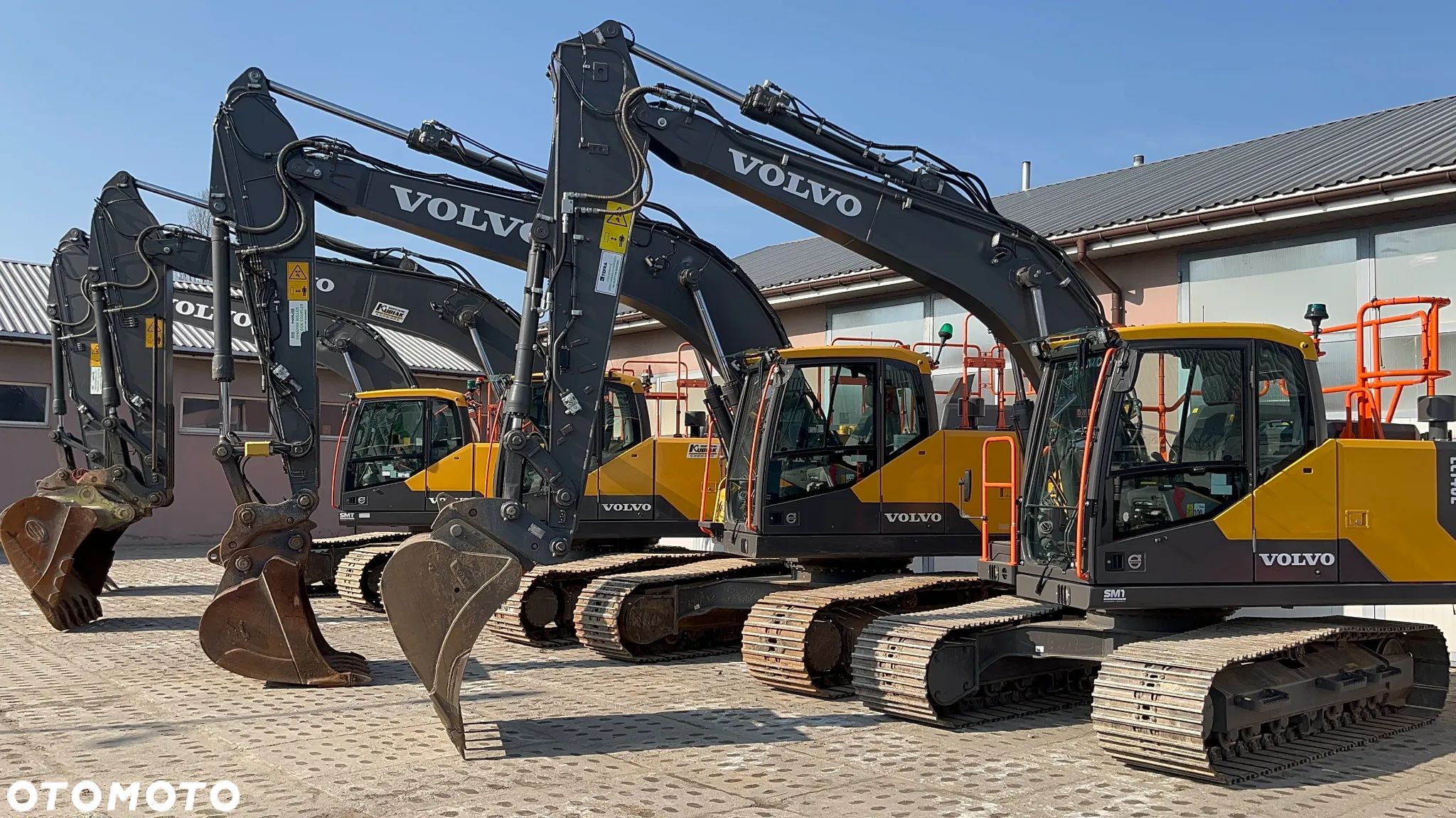 Volvo EC220EL - 1