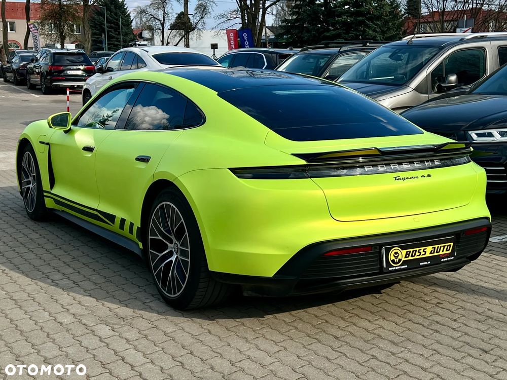 Porsche Taycan 4S - 6