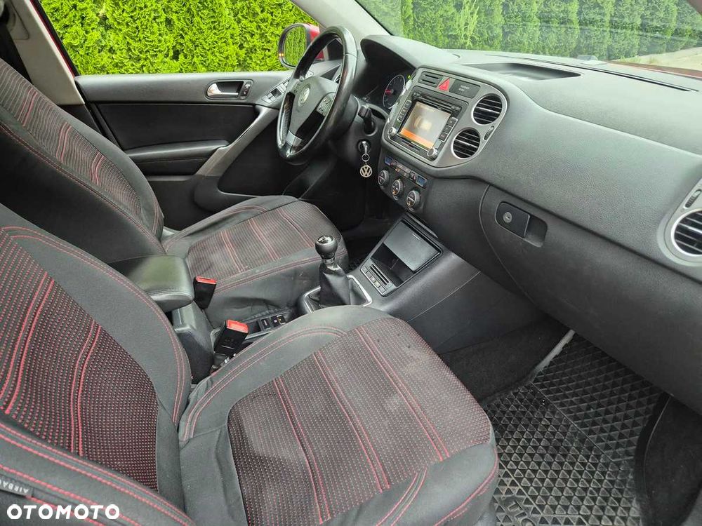 Volkswagen Tiguan - 7