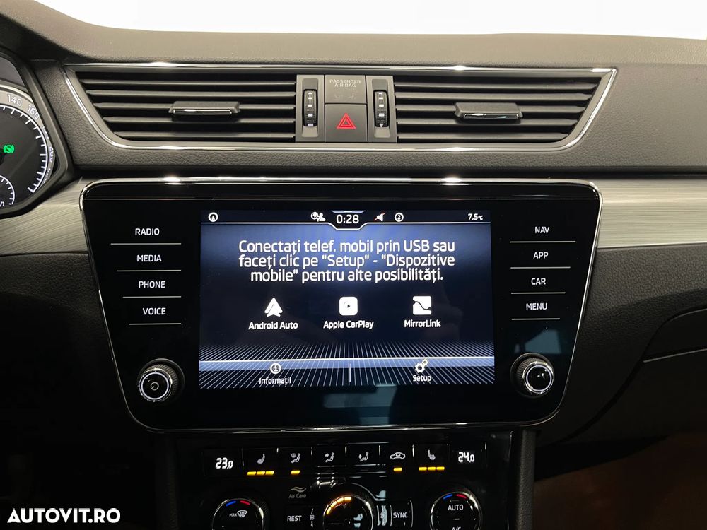 Skoda Superb 2.0 TDI DSG Ambition - 17