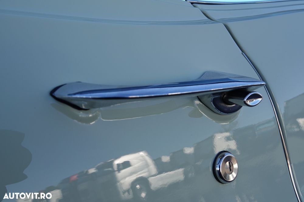 Pontiac Bonneville - 12