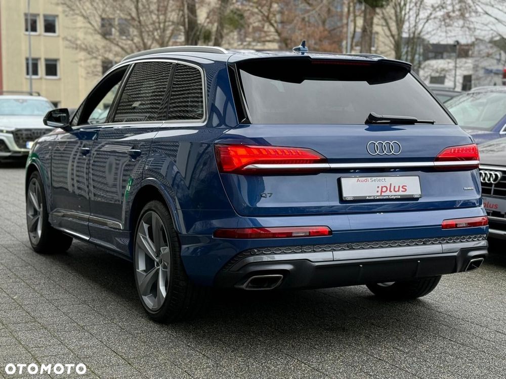Audi Q7 - 10