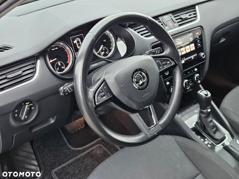 Skoda Octavia 1.5 TSI ACT Style DSG - 7