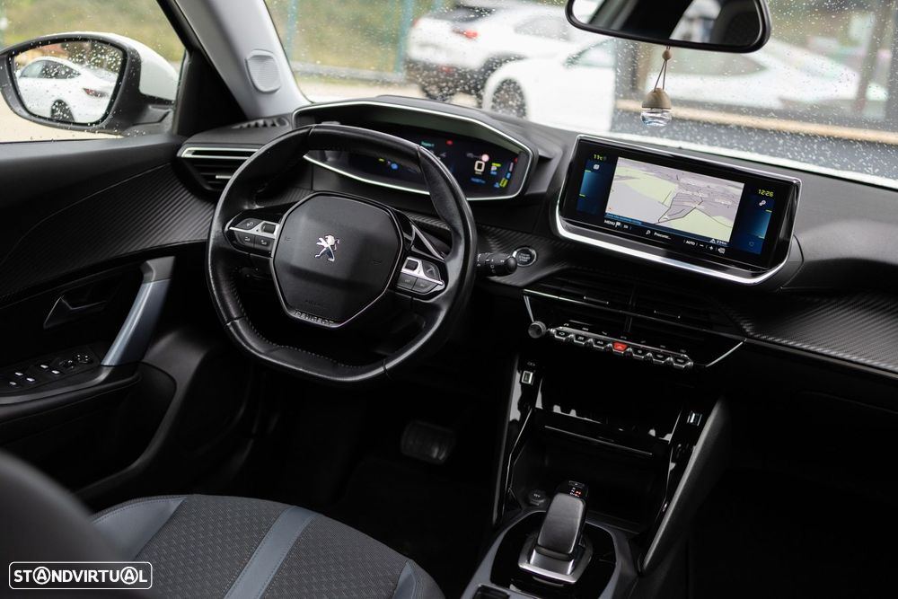 Peugeot e-2008 Allure - 2