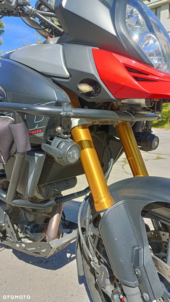 Suzuki V-STROM - 9