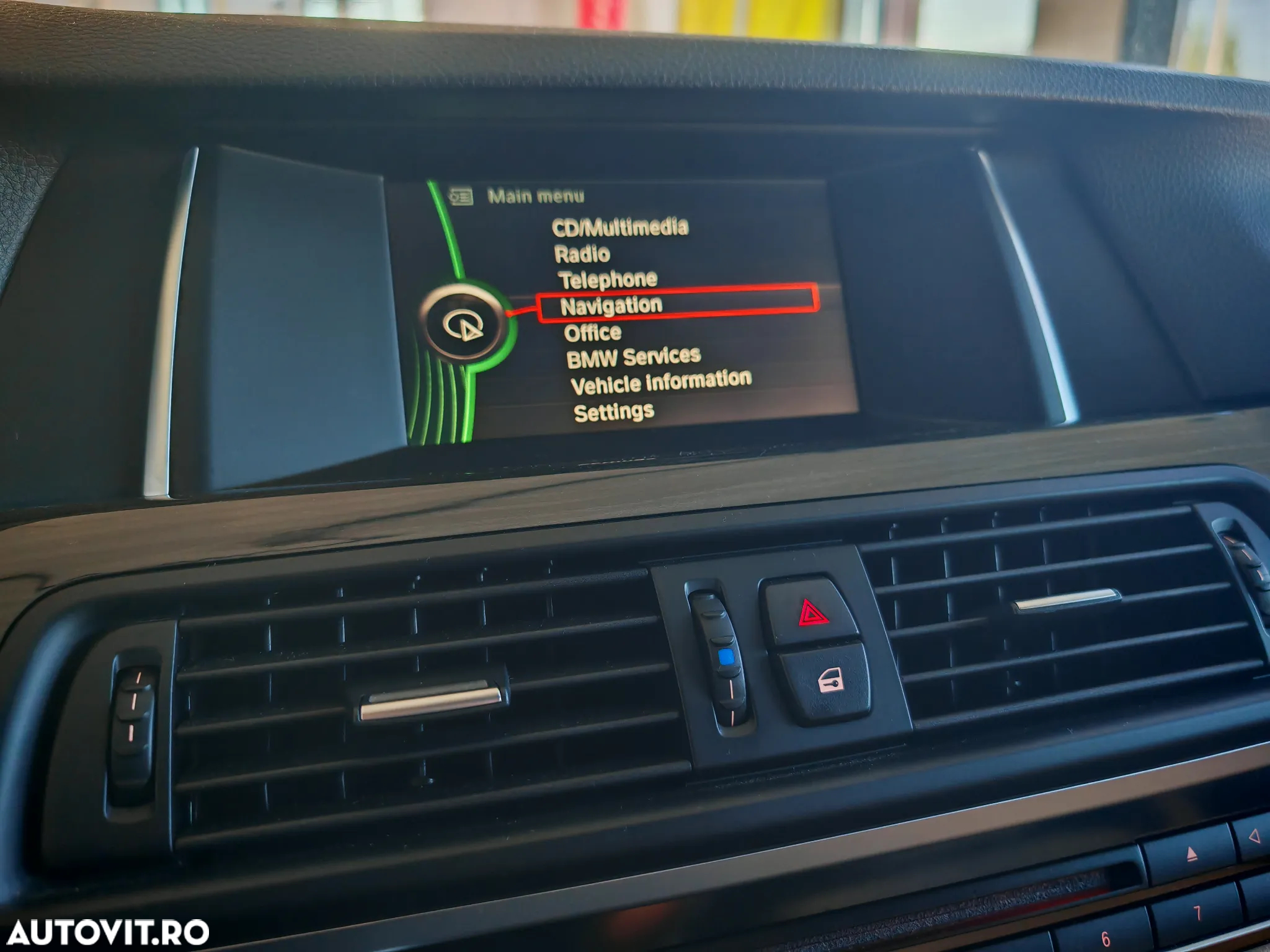 BMW Seria 5 530d Aut. Luxury Line - 25