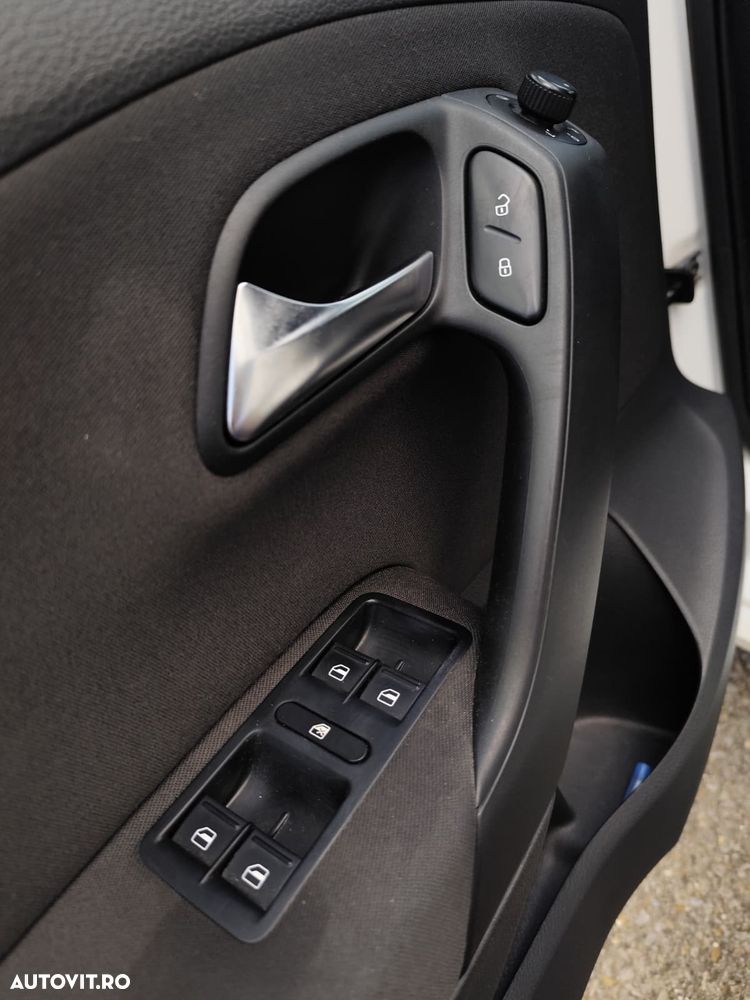 Volkswagen Polo 1.4 Comfortline - 14