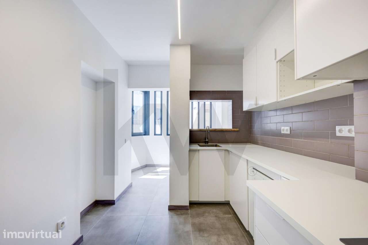 T2 RENOVADO de 86m2 | Prime Location - Rua Sampaio e Pina - Parque Edu - Grande imagem: 3/44