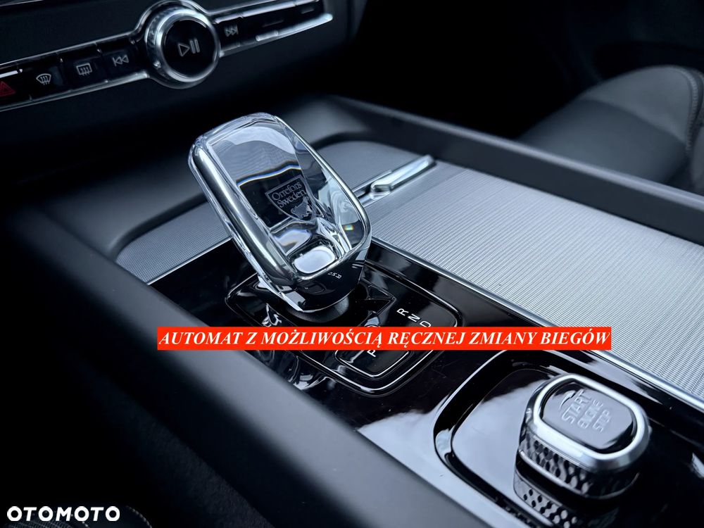 Volvo XC 60 B5 B AWD Geartronic RDesign - 25