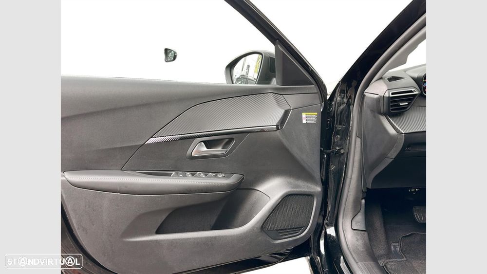 Peugeot 208 1.2 Hybrid Allure e-DCS6 - 12