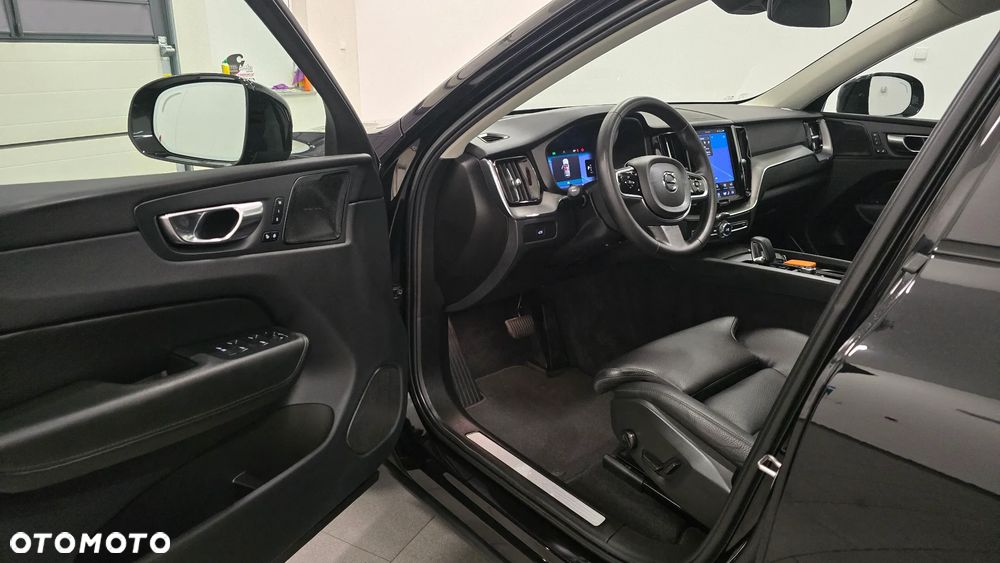 Volvo XC 60 B4 D Ultimate Dark - 5