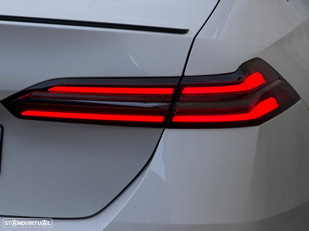 BMW i5 eDrive40 Pack Desportivo M Pro - 12