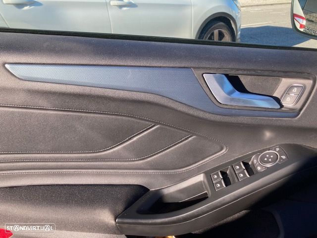 Ford Focus SW 1.0 EcoBoost Active X - 16