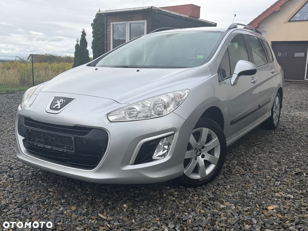 Peugeot 308 e-HDi FAP 115 Stop&Start EGS6 Business Line Niveau 1 - 4
