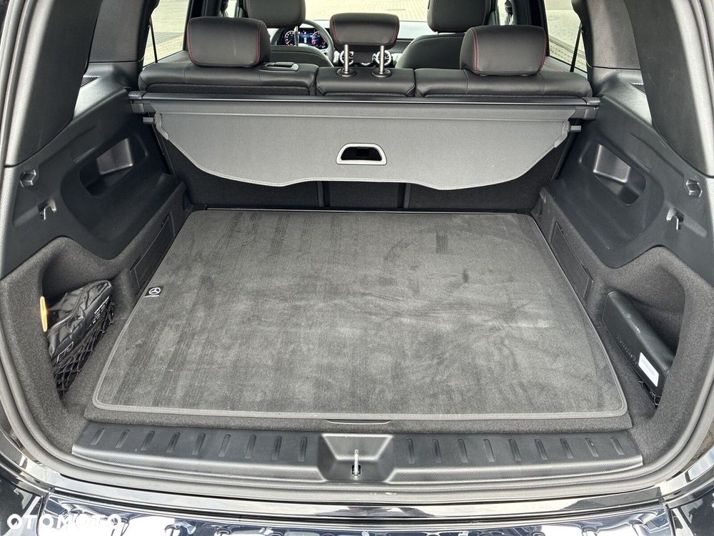Mercedes-Benz GLB - 18