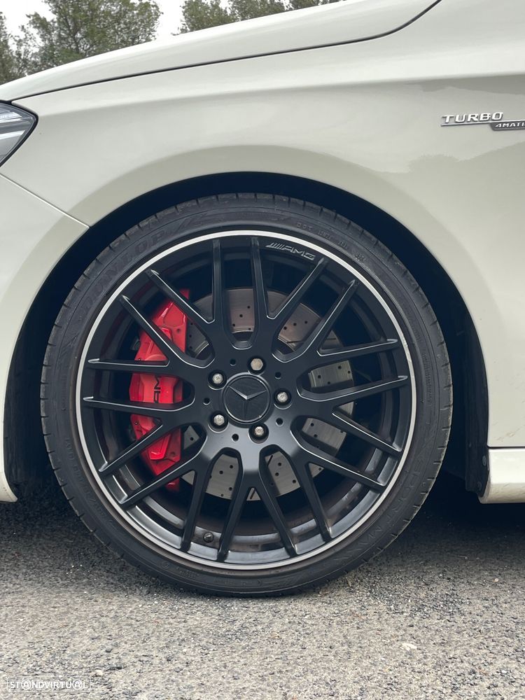 Mercedes-Benz A 45 AMG 4Matic Speedshift 7G-DCT - 7