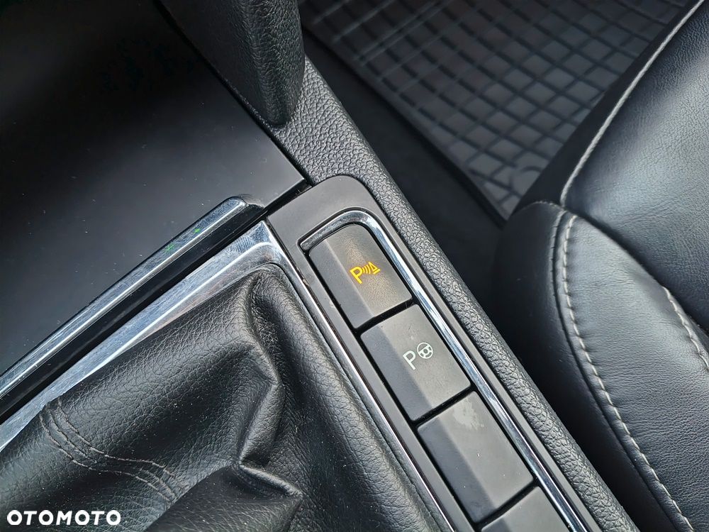 Skoda Superb 2.0 TDI PD Comfort - 30