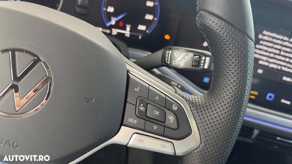 Volkswagen Touareg V6 TDI 4MOTION R-Line - 13