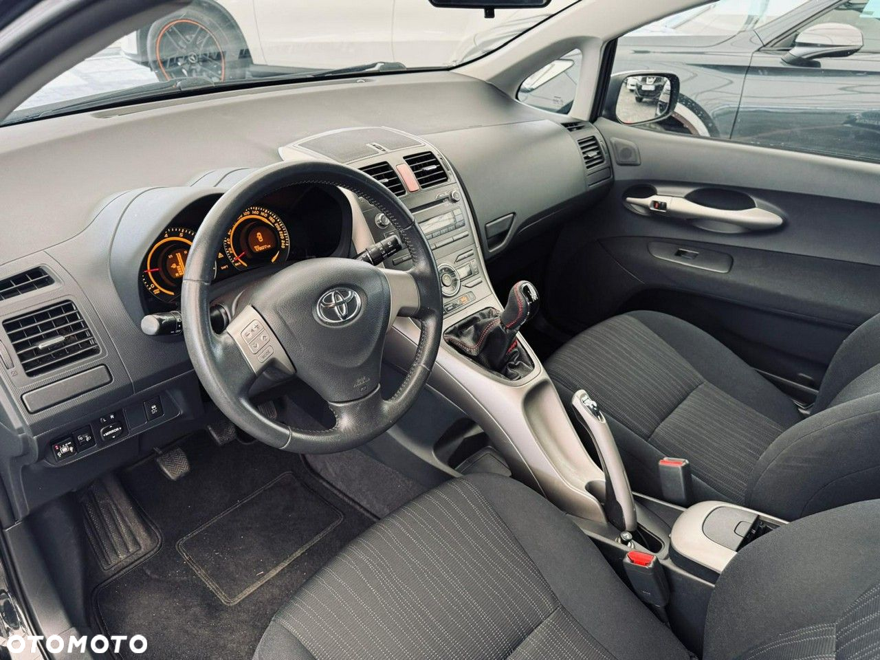 Toyota Auris - 20