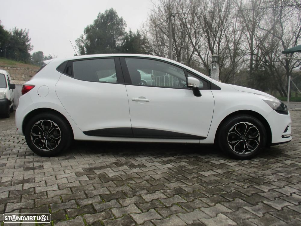 Renault Clio 1.5 dCi Zen - 9