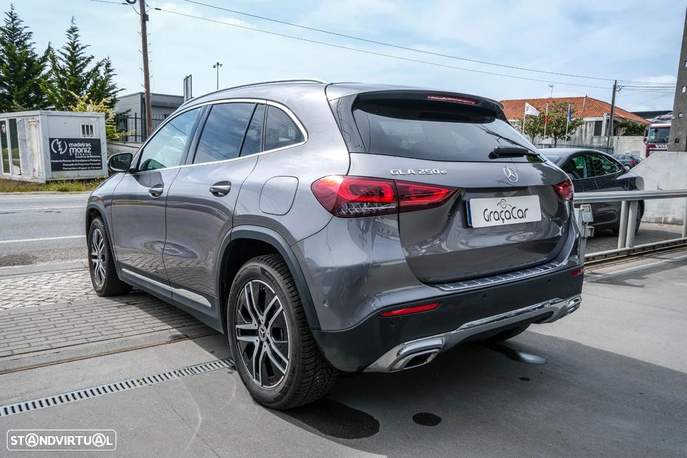 Mercedes-Benz GLA 250 e 8G-DCT Progressive - 3