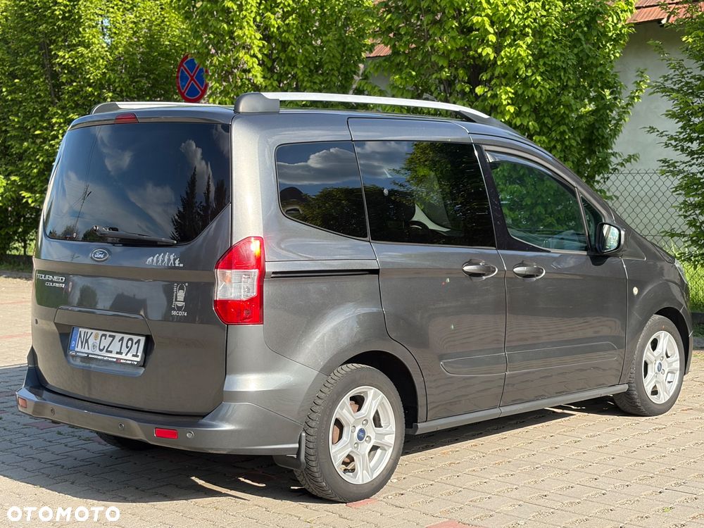 Ford Tourneo Courier 1.5 TDCi Ambiente - 5