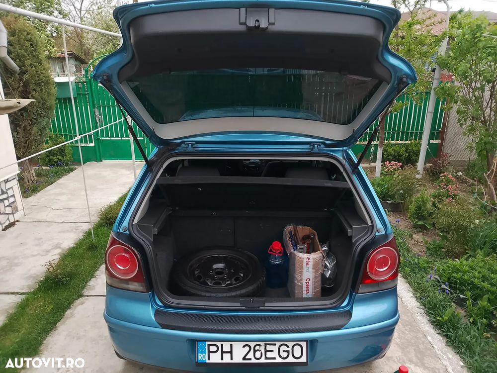 Volkswagen Polo 1.2 Attractive - 4