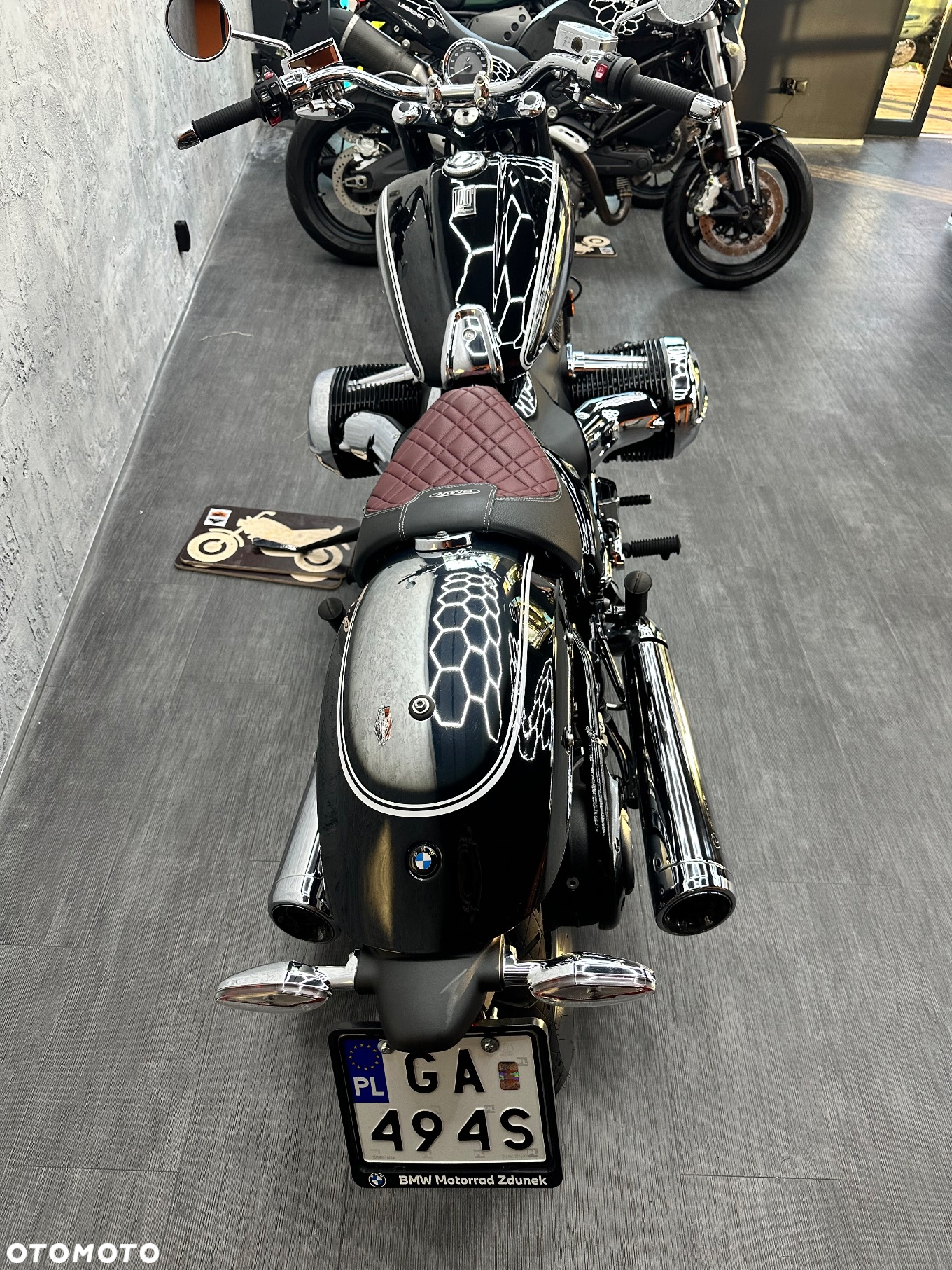 BMW R - 16