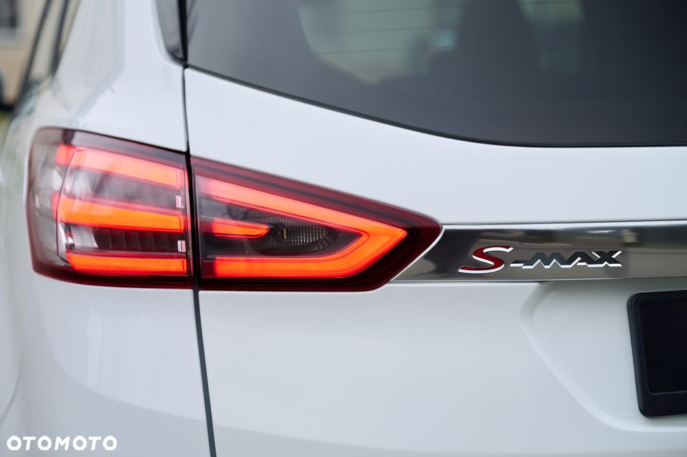 Ford S-Max 2.0 TDCi Titanium PowerShift - 22