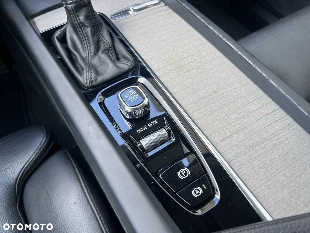 Volvo XC 60 - 26