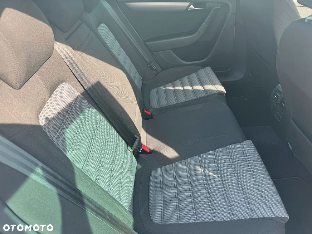 Volkswagen Passat 2.0 TDI Comfortline CityLine - 6