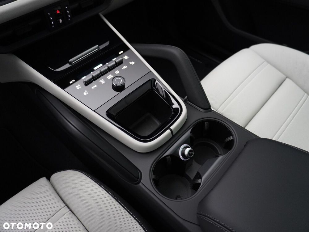 Porsche Cayenne Black Edition - 28