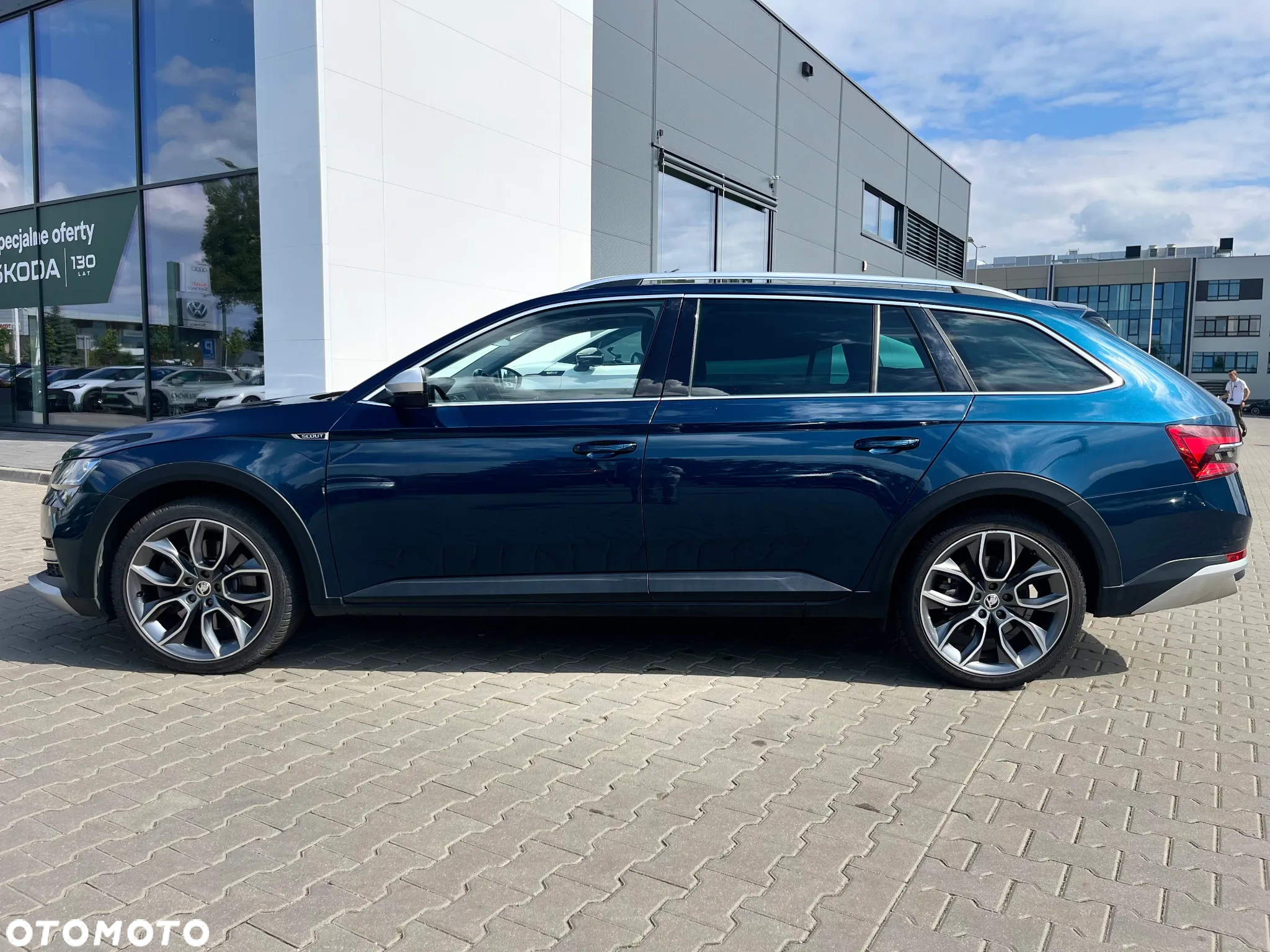Skoda Superb 2.0 TSI 4x4 Scout DSG - 6