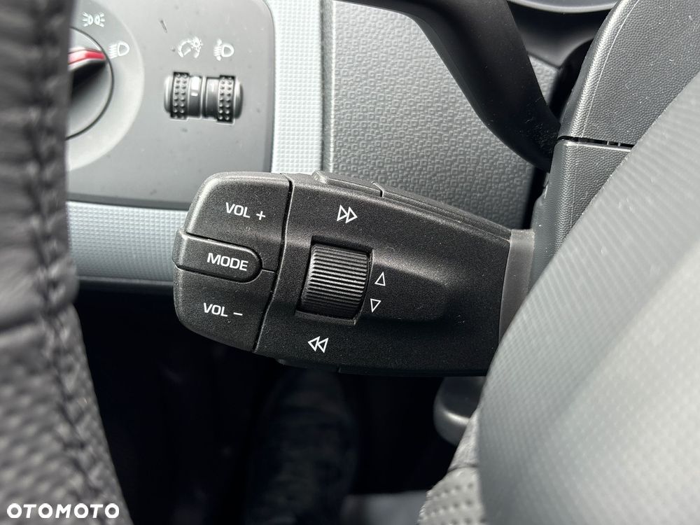 Seat Ibiza 1.4 16V Reference - 14