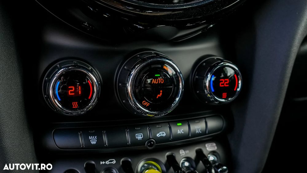 Mini Cooper SE Electric Trim - 14