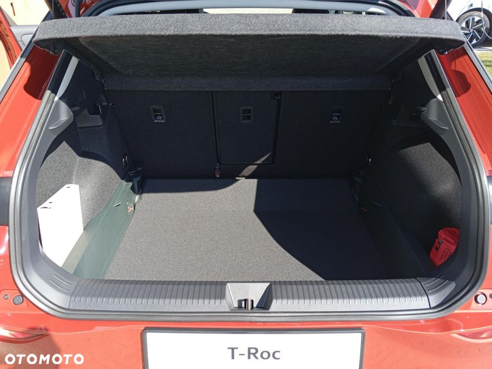 Volkswagen T-Roc 1.5 eTSI Style DSG - 25