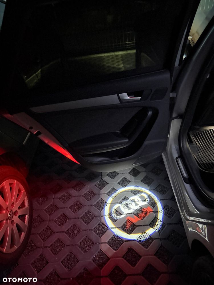 Audi A4 Avant 2.0 TDI - 10