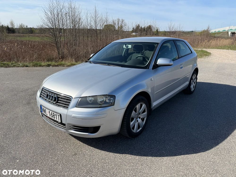 Audi A3 3-drzwiowe 1.6 Ambiente - 1