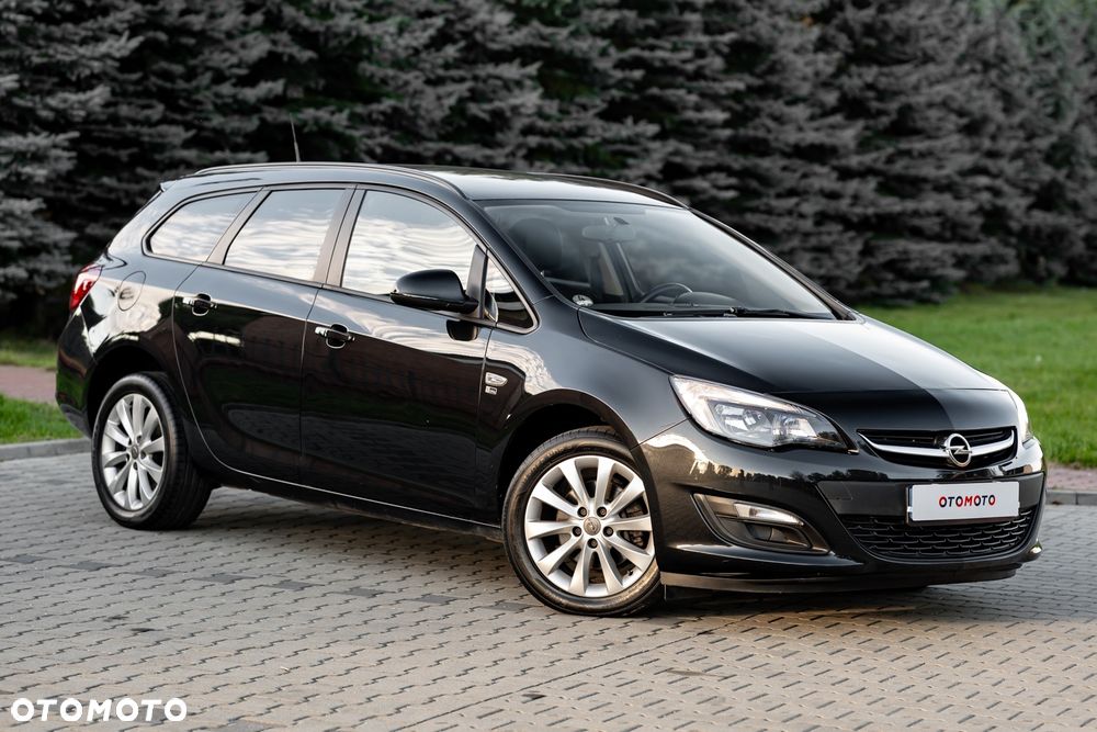 Opel Astra 2012 photo 4