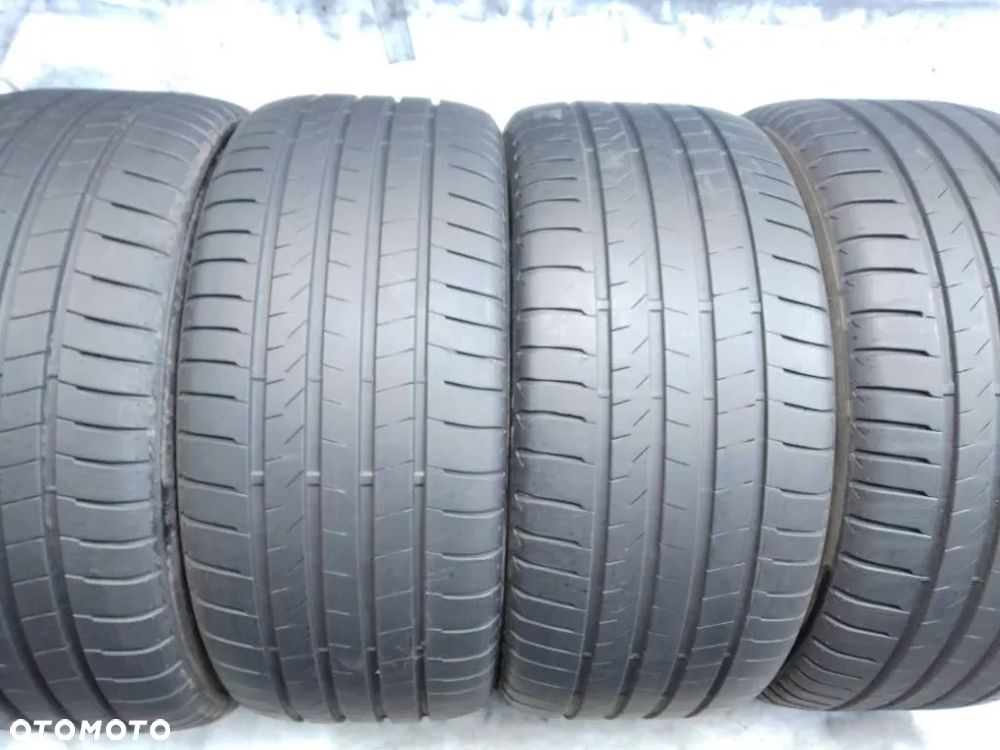 Bridgestone Alenza 001  285/40 R21 109Y 2024 7-7.5mm - 1