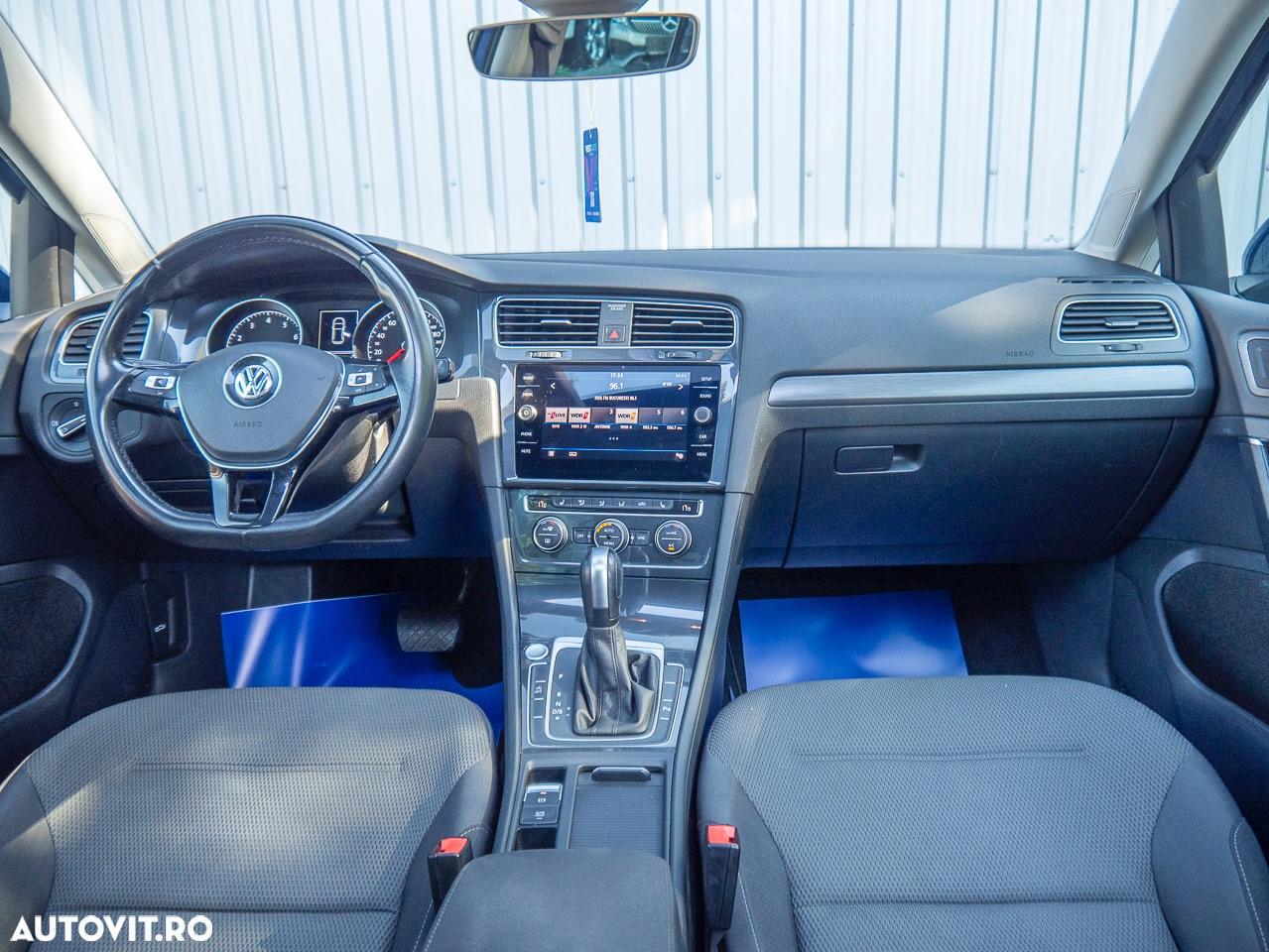 Volkswagen Golf 1.5 eTSI OPF DSG R-Line - 34