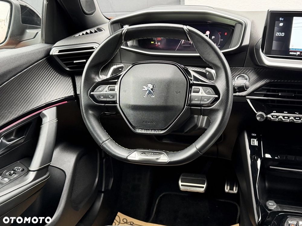 Peugeot 2008 BlueHDi 130 EAT8 GT - 8