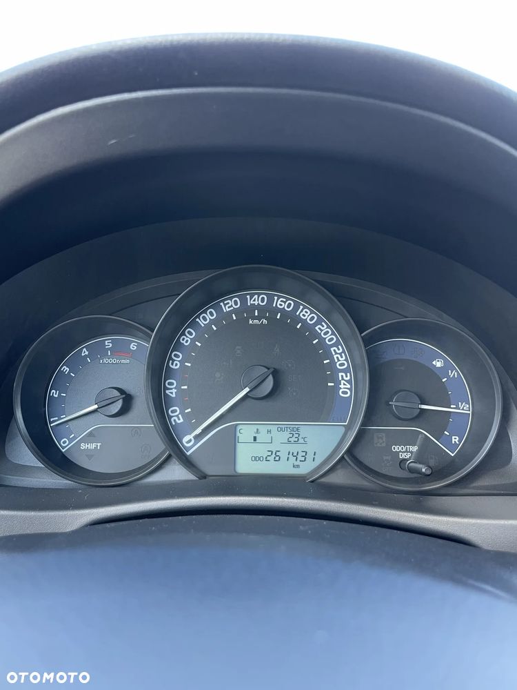 Toyota Auris 1.4 D-4D Comfort - 15